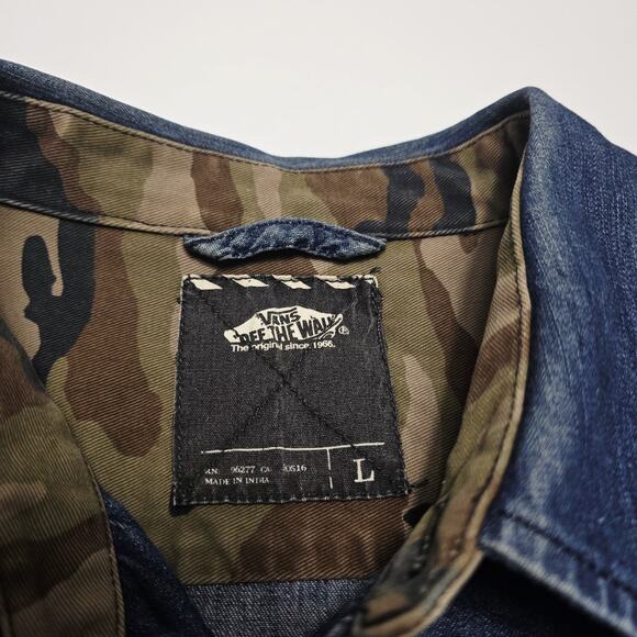 Vans Off The Wall Denim Camo Shirt Men’s Large Pocket Button Streetwear Skate - Picture 3 of 6